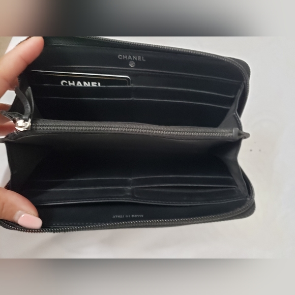 Chanel Zip around long wallet - Picture 4 of 9